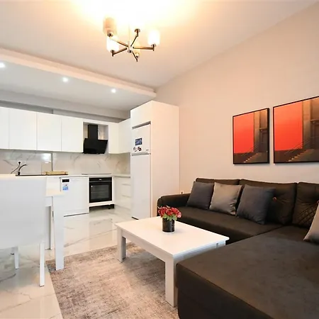 0017 White Sail Cozy 1-bedroom Steps From Yekta Mall In Mahmutlar, Lejlighed *